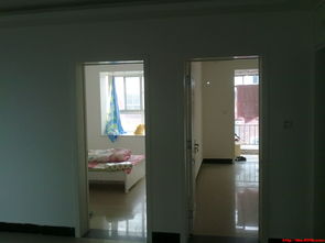 精裝新房出租 市府花苑二室兩廳，設(shè)施齊全，交通便利